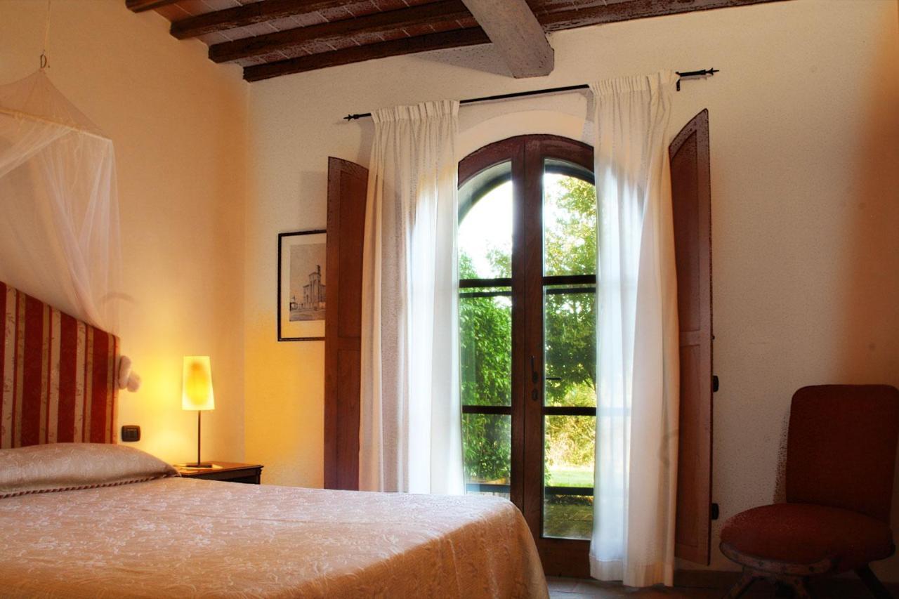 Casale Refoli Guest House กาโซเล เดลซา ภายนอก รูปภาพ